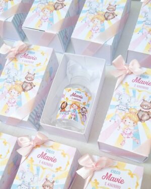 Mini álcool em gel Circo Rosa personalizado com caixinha